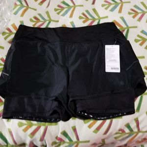 Ready, Set, Go 6" 2-in-1 short NWT